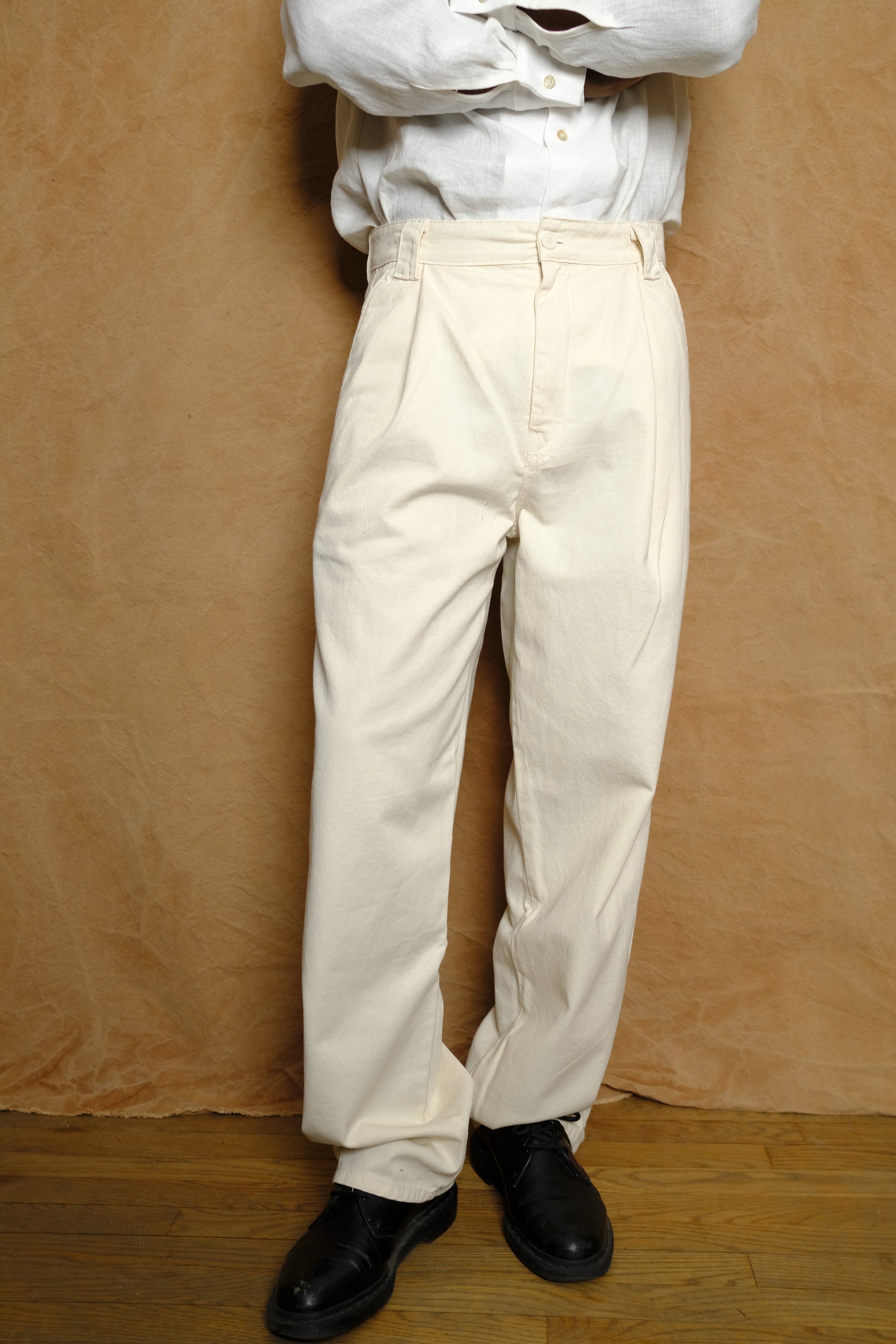 big pants in ecru