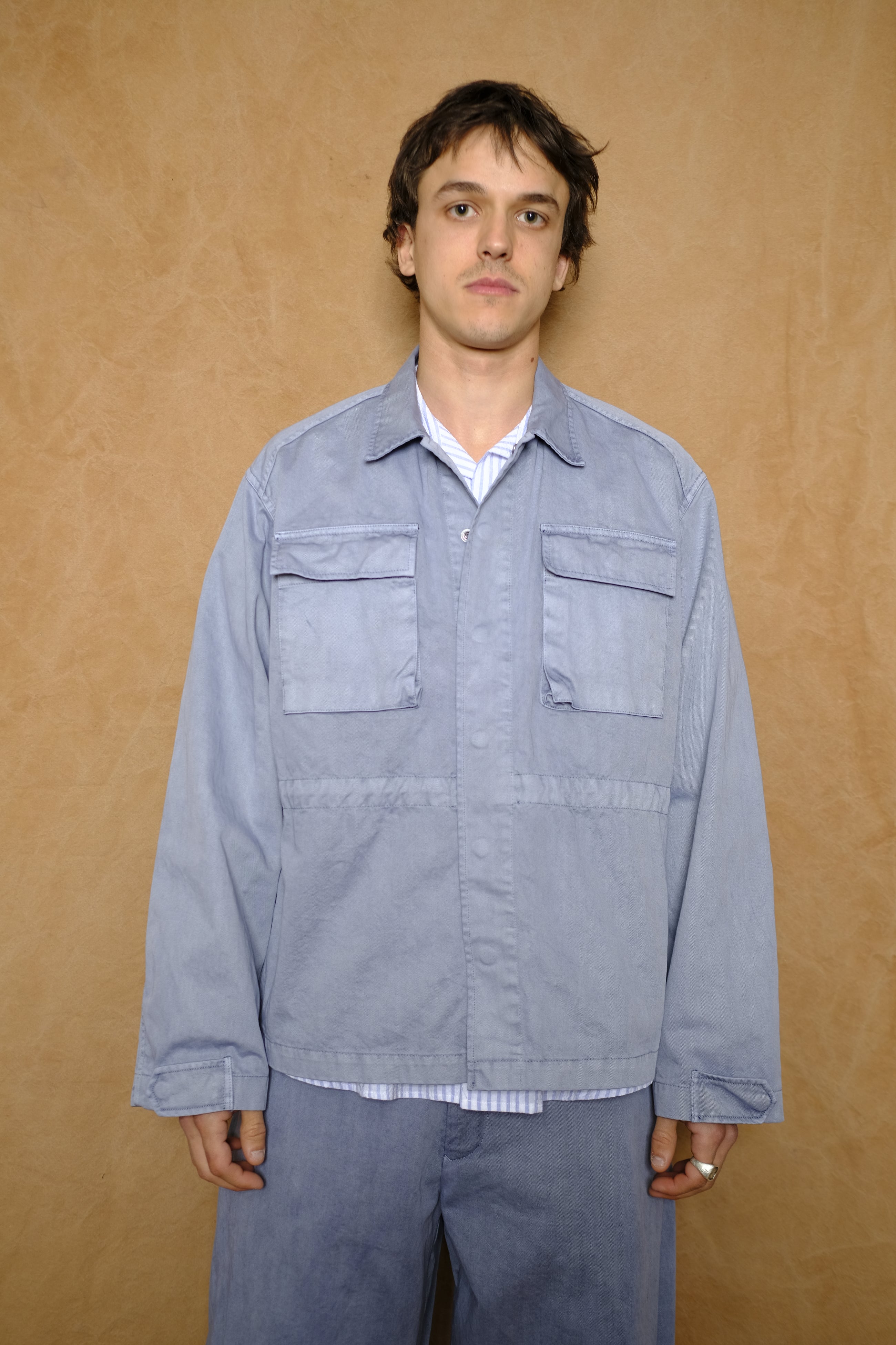 organic chino utility shirt in nasukon