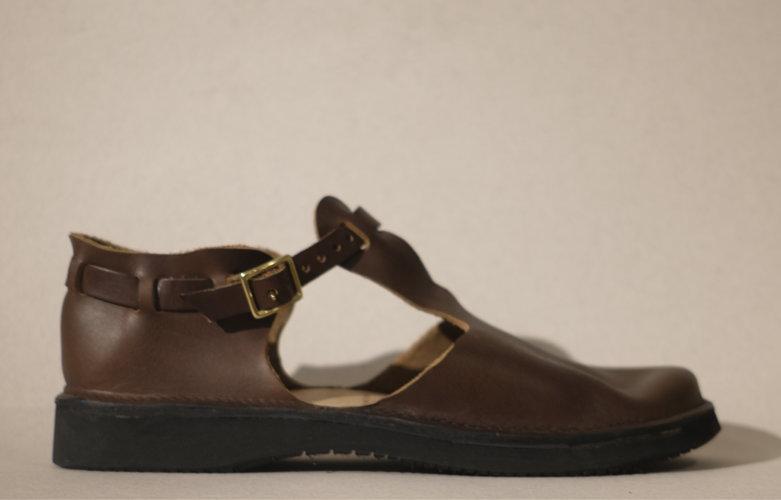 t strap in brown