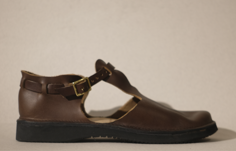 t strap in brown