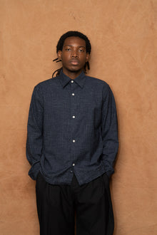 box shirt in checkered blue wool