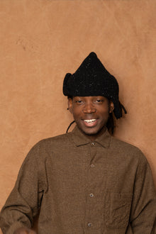 flap beanie in speckled black