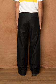 pipe leg trouser in black slub sateen
