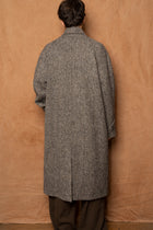 reilstad donegal wool balmacaan raglan coat in charcoal melange