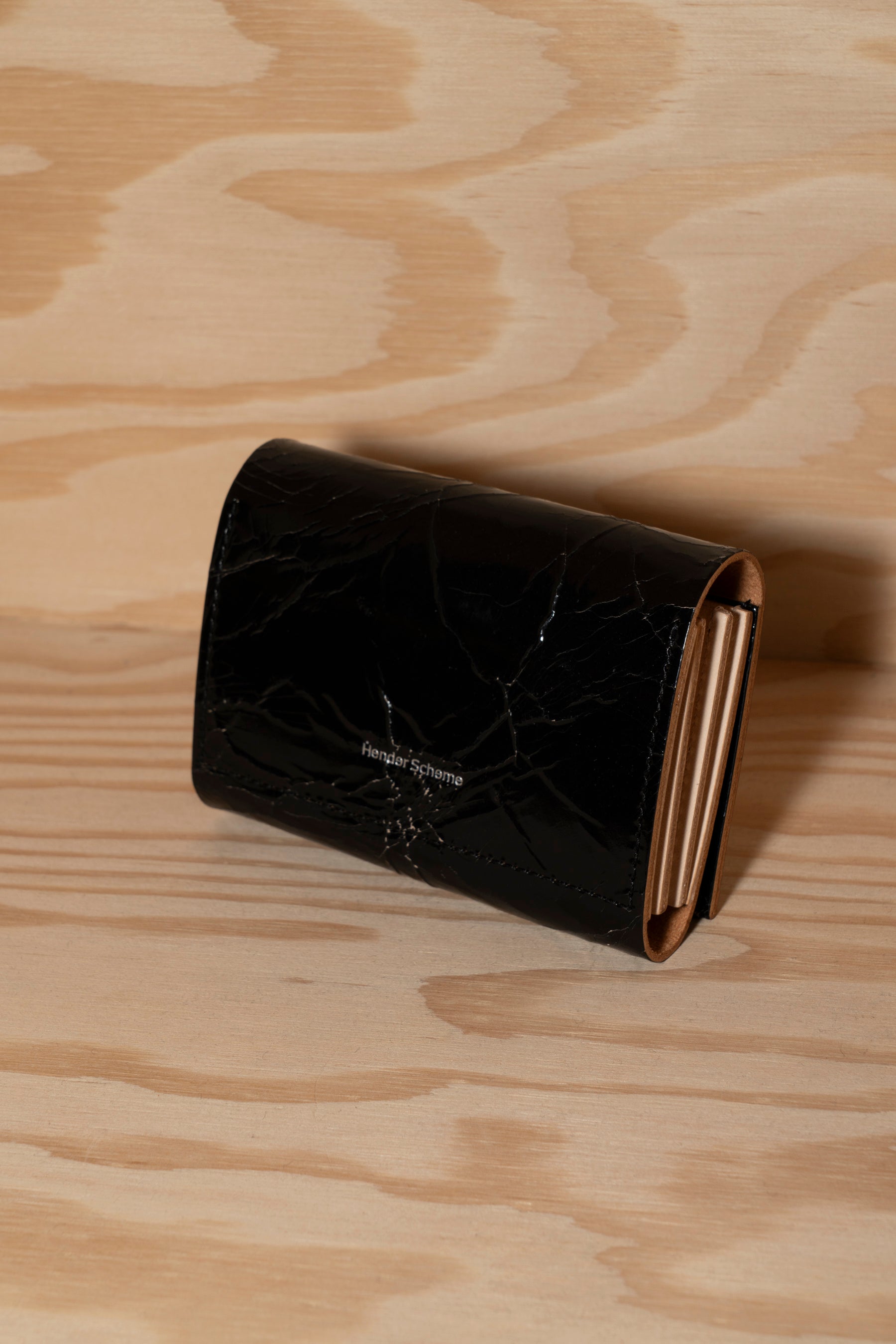 accordion card case in black