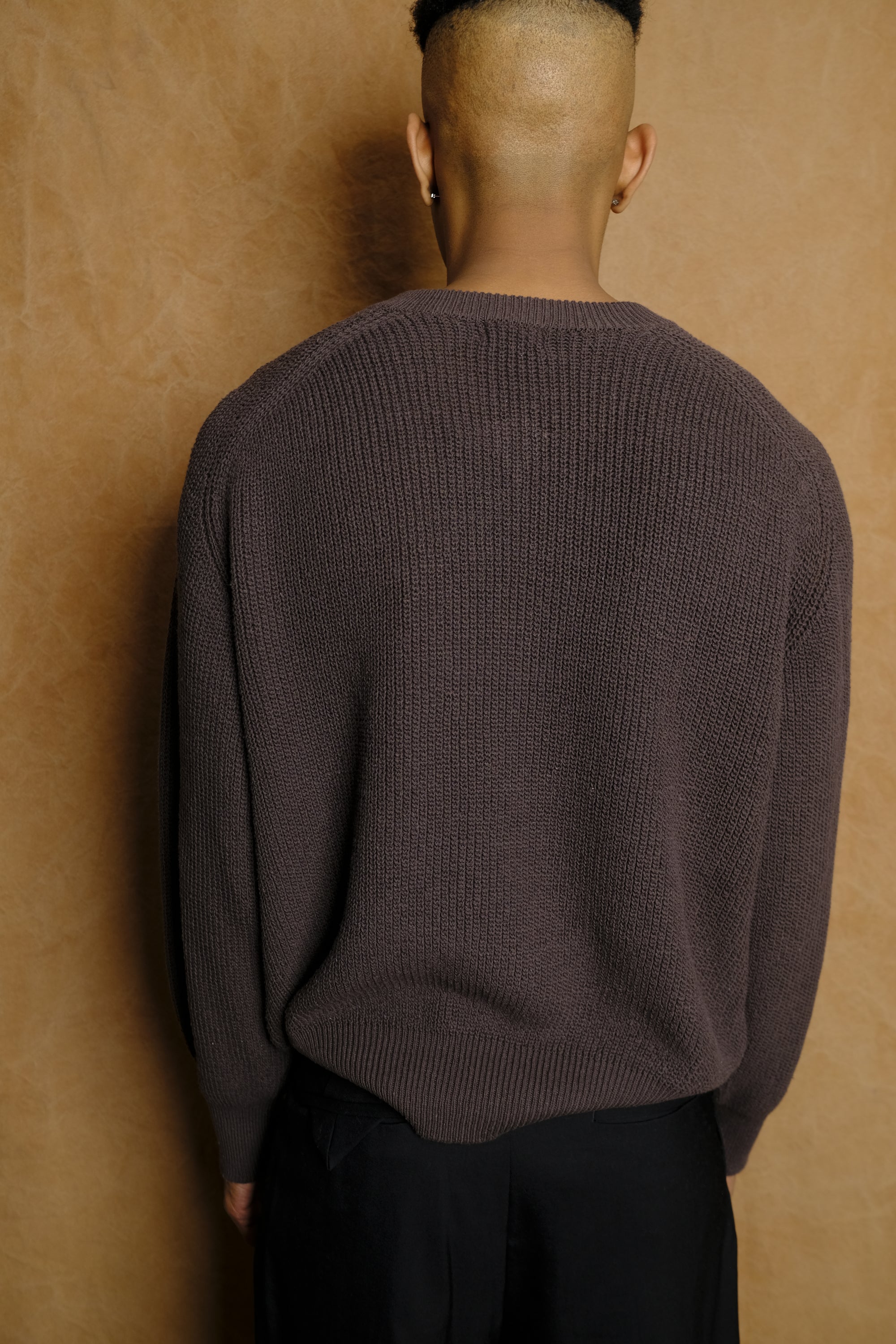 v neck knit in brown cotton