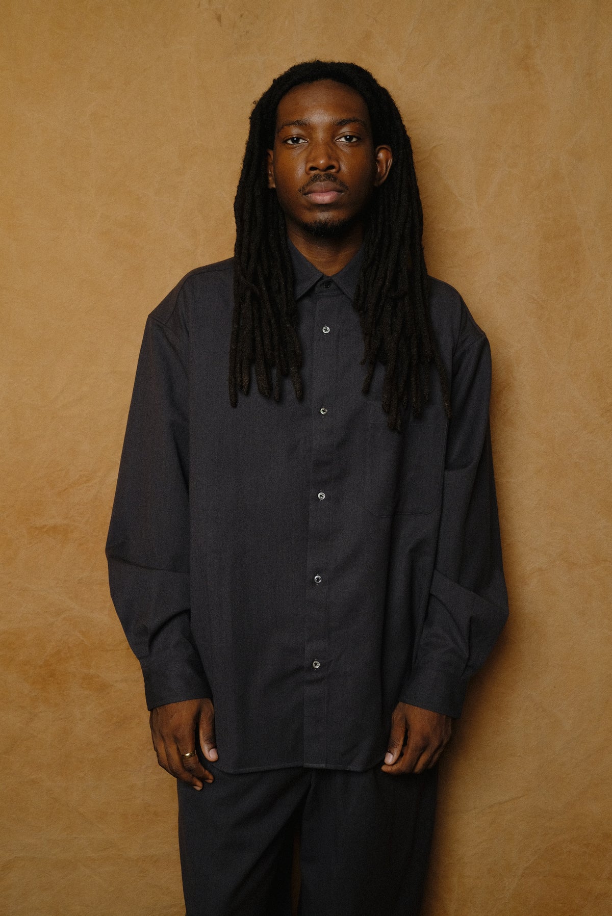 wool shirt in dark gray