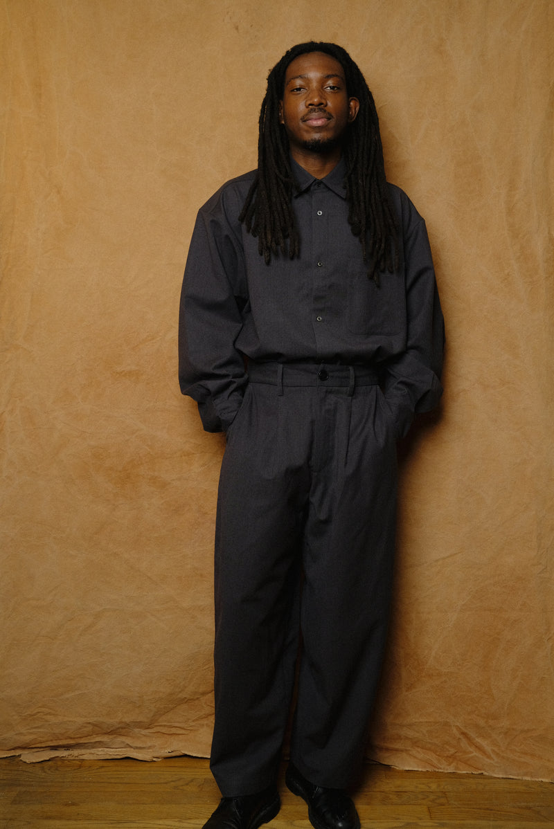 wool trousers in dark gray