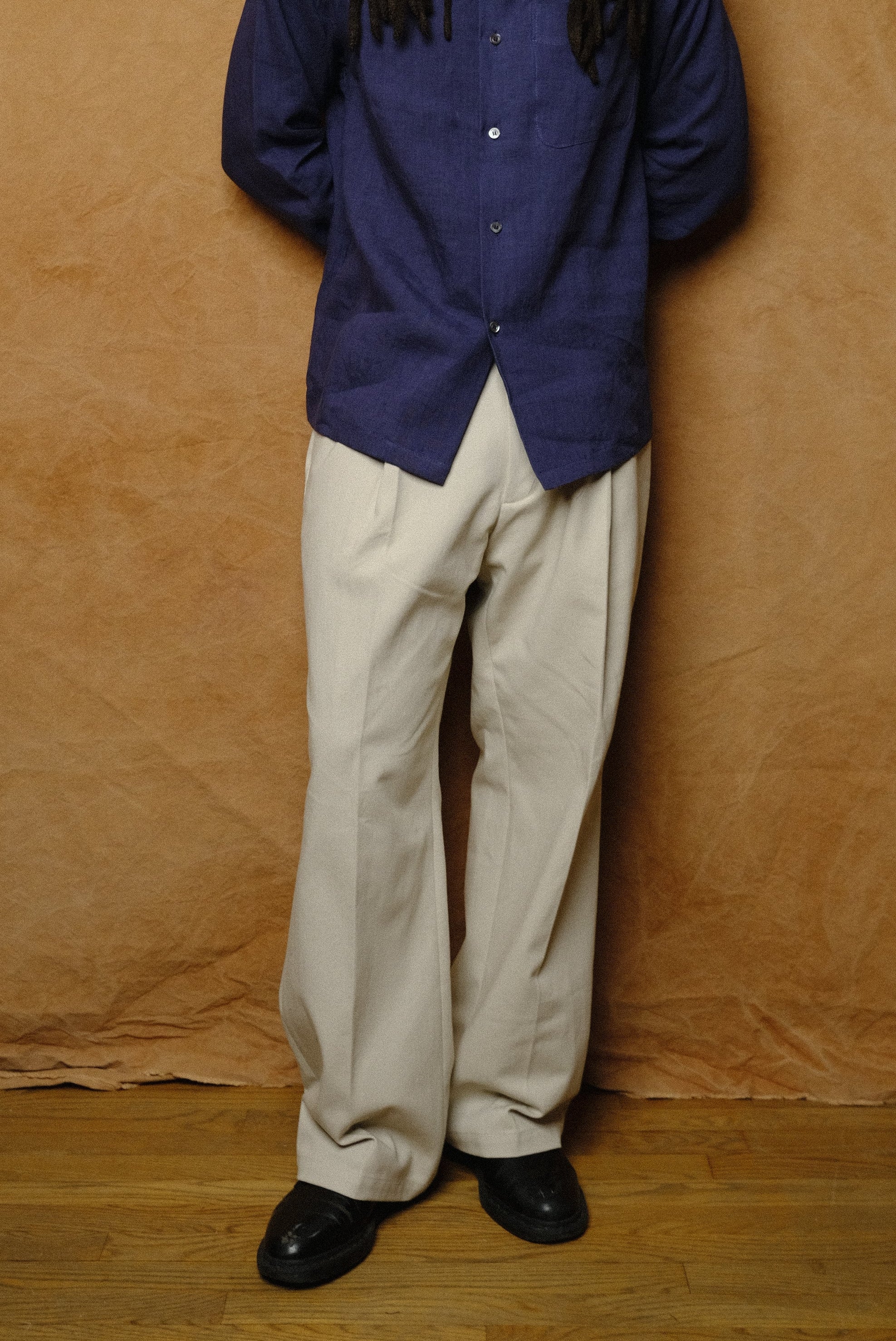 regular hem cotton trouser in beige