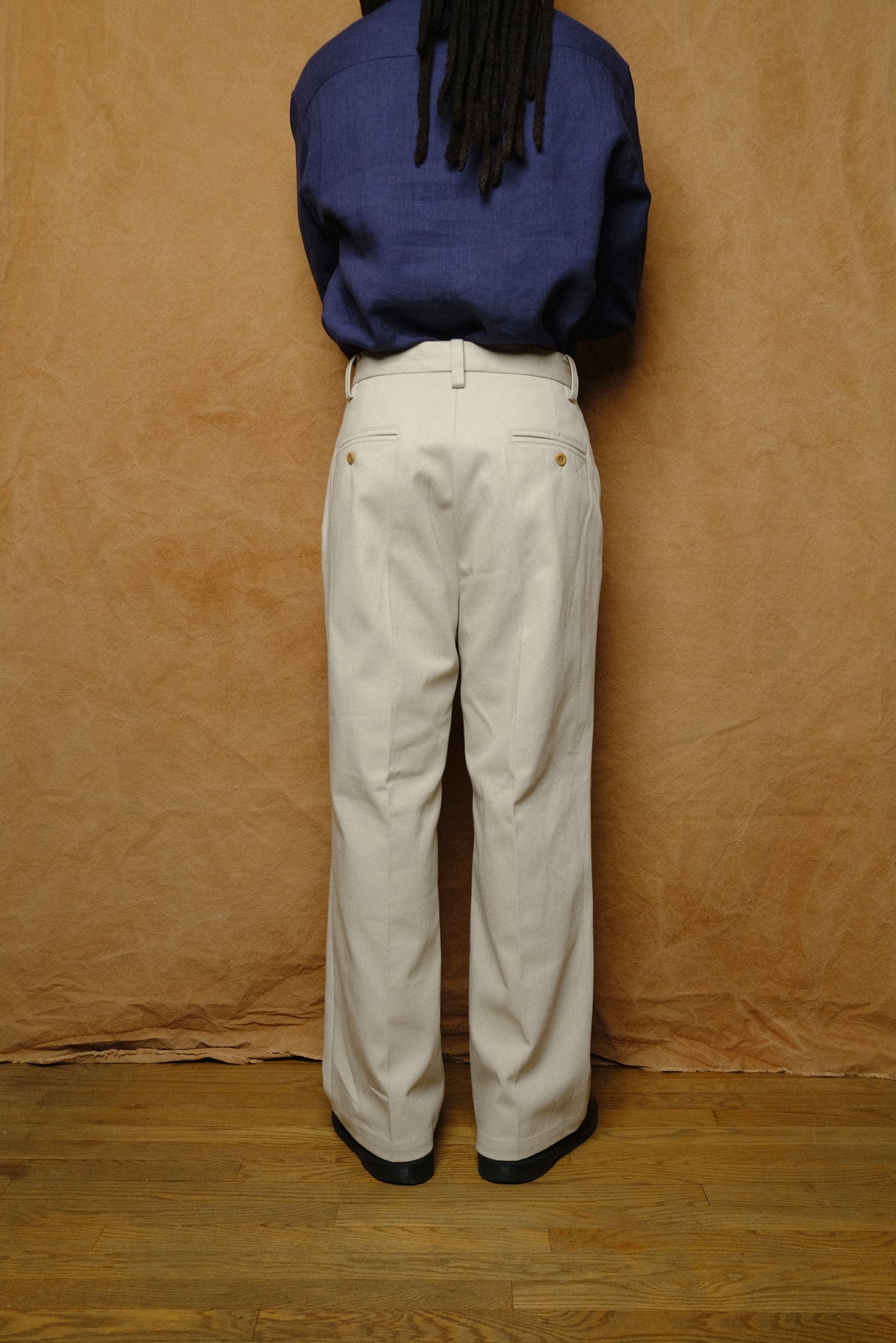 regular hem cotton trouser in beige