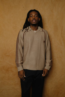 knitting game shirt in dark beige
